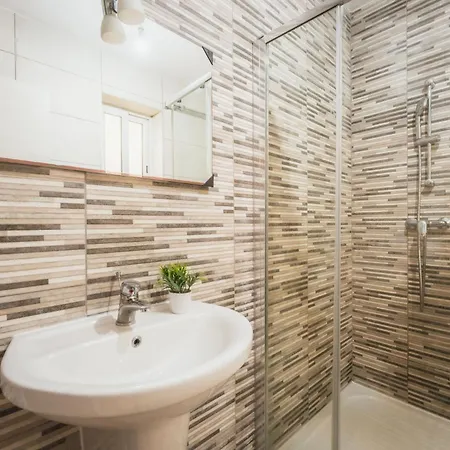 Spacious 4br & 4 Bath In Up To 8 Guests