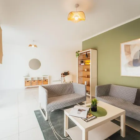 Spacious 4br & 4 Bath In Up To 8 Guests * Pietà